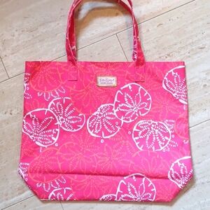 Lilly Pulitzer for Estee Lauder Pink/Orange Sand Dollar Design Print Tote